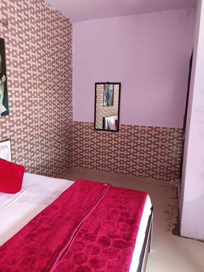 Oyo 82476 Royal Garden Ghaziabad Zewnętrze zdjęcie