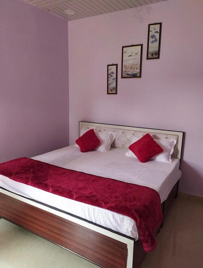 Oyo 82476 Royal Garden Ghaziabad Zewnętrze zdjęcie